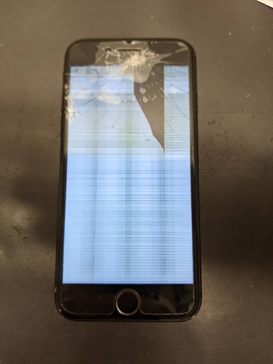 iPhone8　表示不良