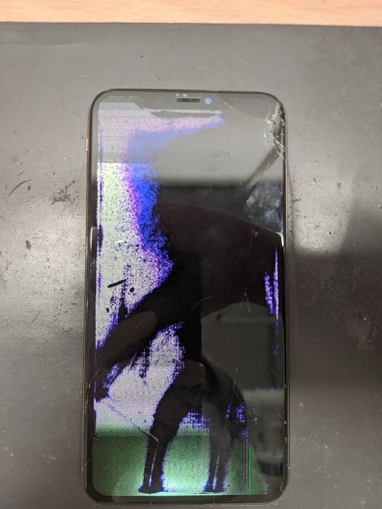 iPhoneX画面破損