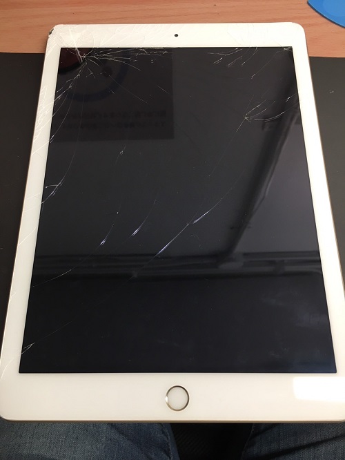 iPad5　ガラス割れ